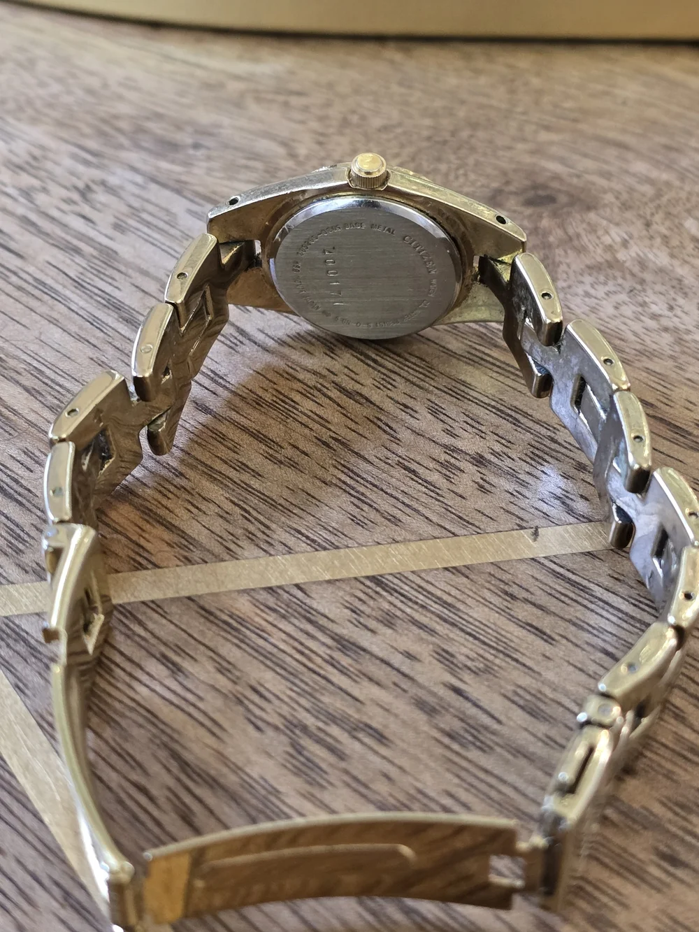 Citizen elegant quartz